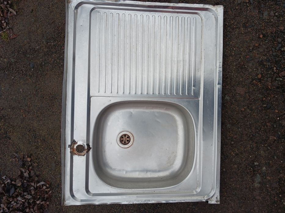 Мийка кухонна з сіфоном.