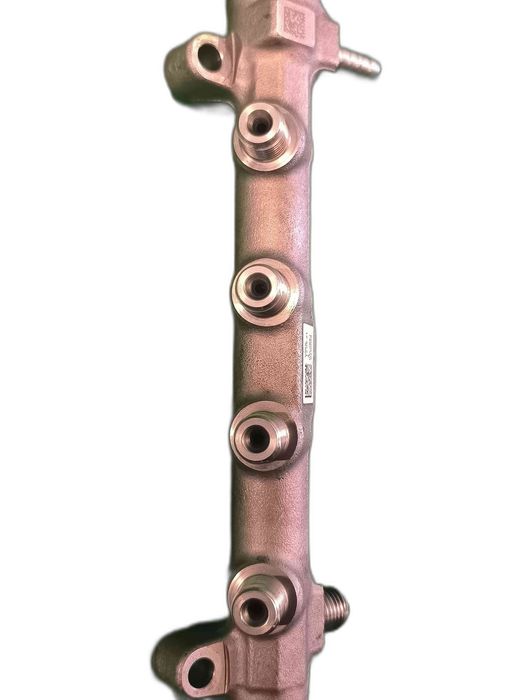 Régua de Injetores VW GOLF VIII 05L089J (OEM) | 04L130764B (OEM) | 28630217 (OEM) | 05L906054A (OEM)