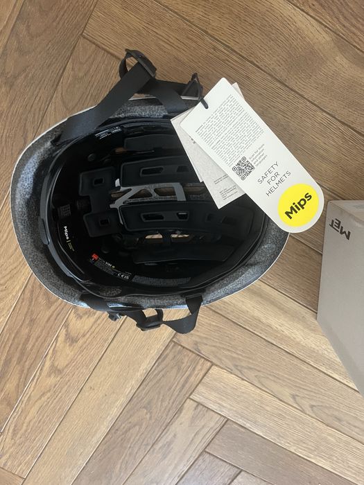 Kask MET Vibe Mips S 52-56 cm nowy