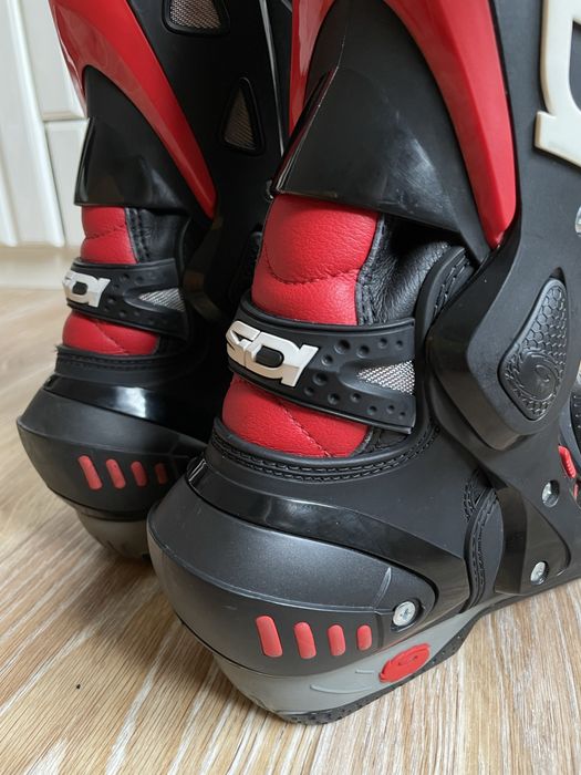 SIDI VORTICE. Топові шарнірні мотоботи в стані нових! 41-42 розмір