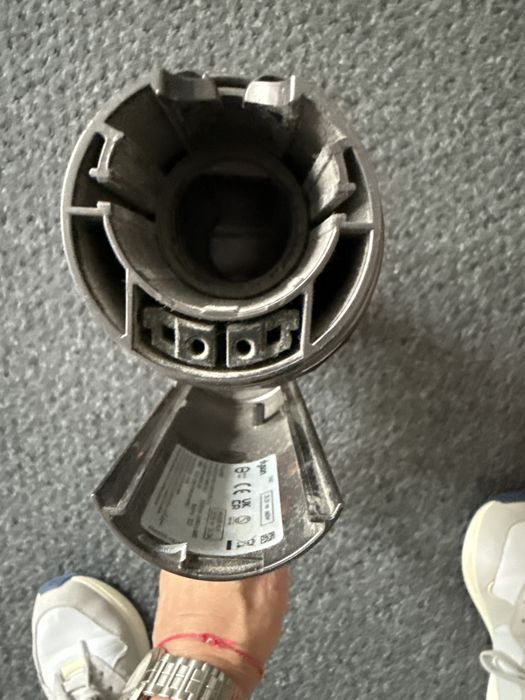 Dyson V15 Detect  korpus silnik