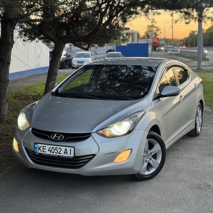 Hyundai Elantra 2013г. Автомат! Официал!