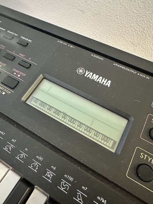 Teclado completamente novo