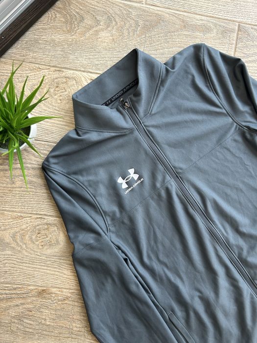 Зіпка Under Armour