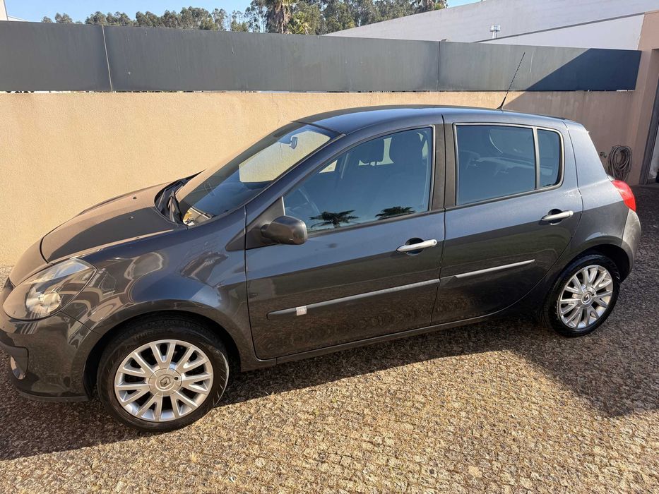 Renault Clio 1.2 16V Dynamique | 2008 | 5 portas | Nacional