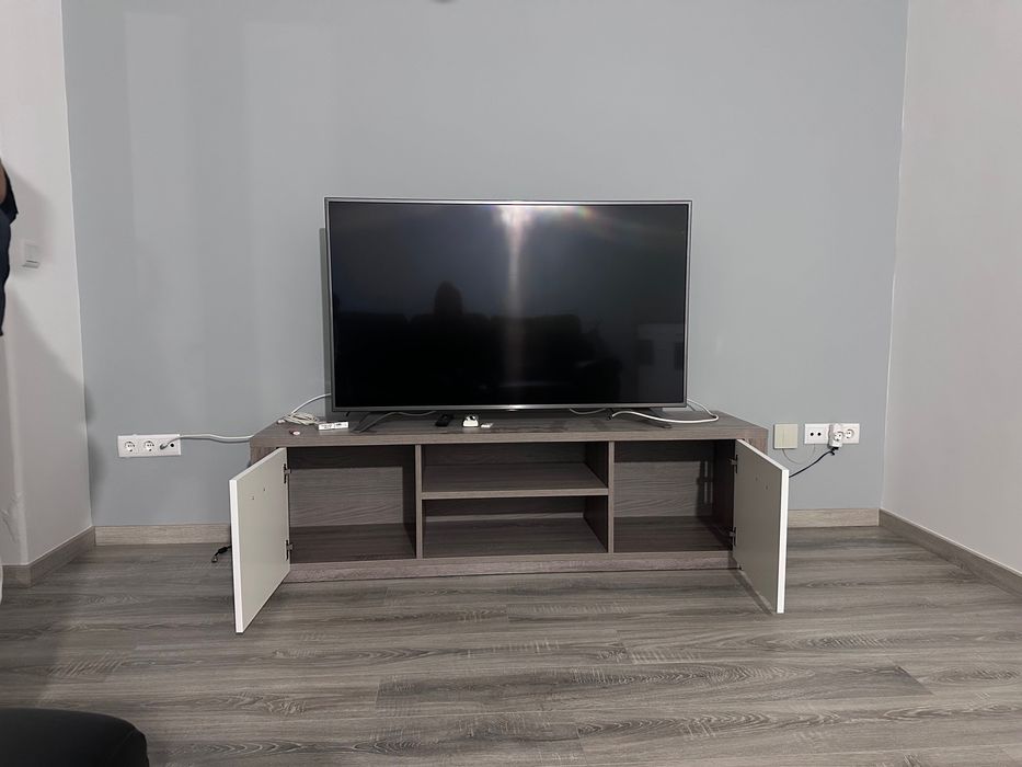 Móvel tv coleção Paris Lourini