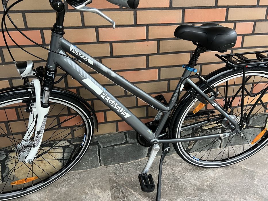 Велосипед з Німеччини Pegasus Piazza 28
