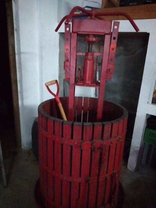 Prensa Vinho 1000 Litros