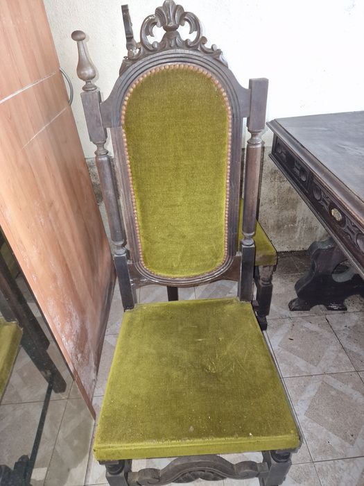 Mesa para restauro + 4 cadeiras