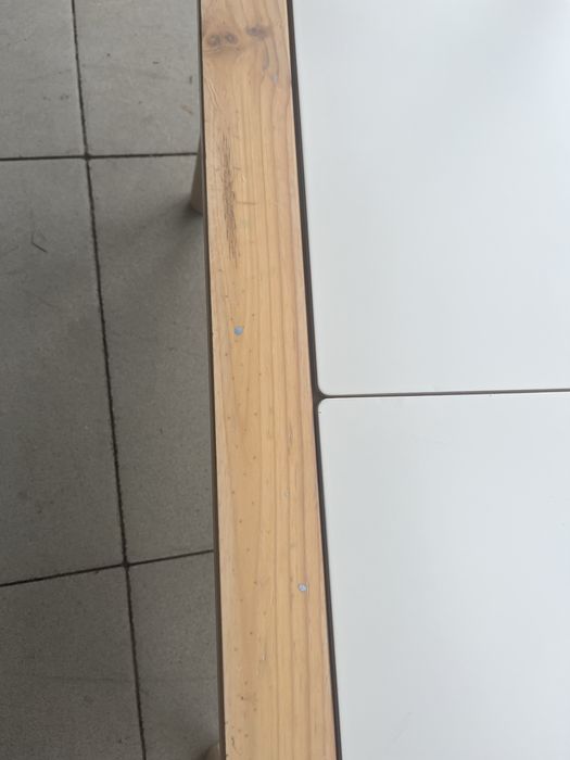 Stolik FLISAT IKEA dla dzieci