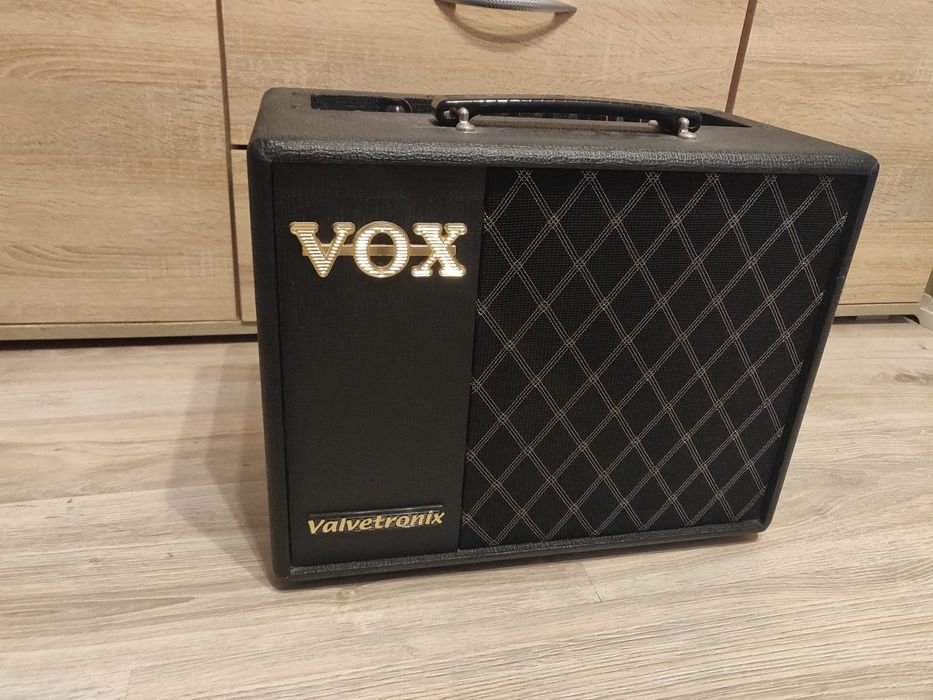 Wzmacniacz gitarowy VOX VT20X