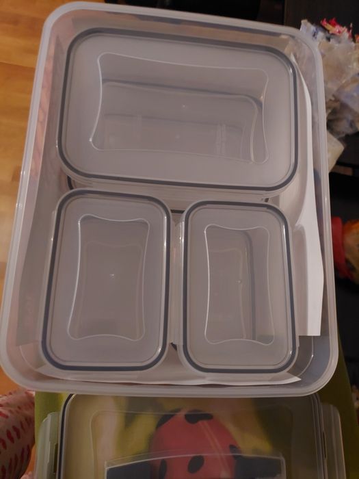 Продам пластиковые контейнеры