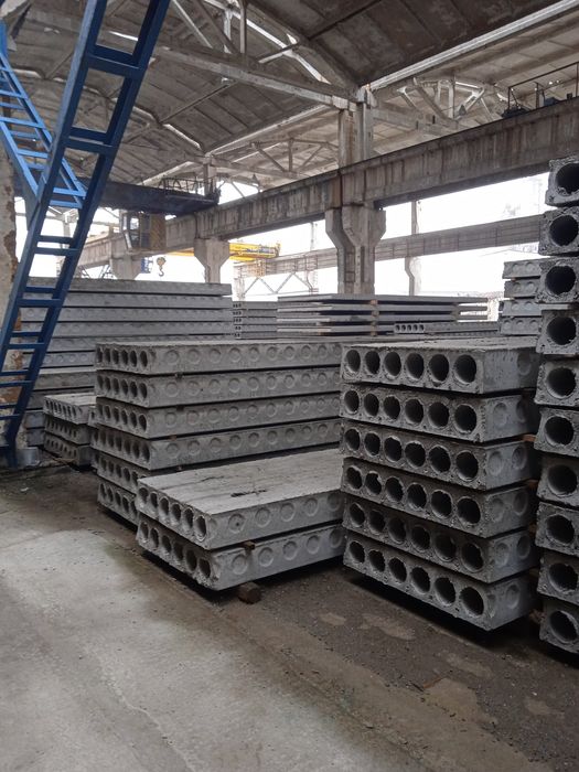 Бруківка, плити  перекриття,кільця