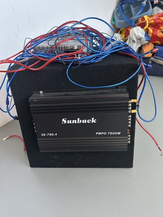 Vendo subwoofer mais amplificador mais radio