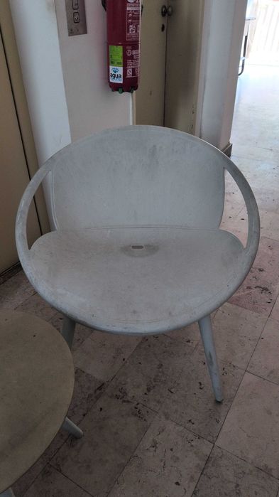 conjuntos de mesa e cadeiras, de jardim, usados para venda