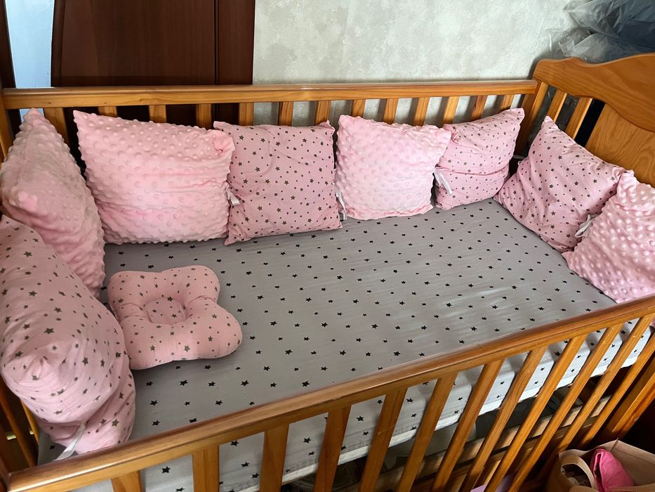 Дитяче ліжечко ,краватка