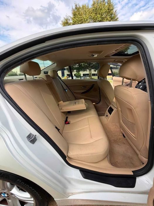 BMW 3 Series 320i      2015