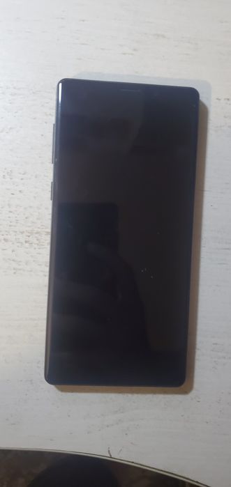 Продаю samsung note 9