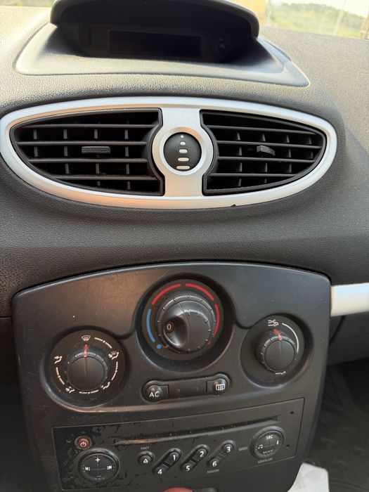 Renault clio III 1.2 16V