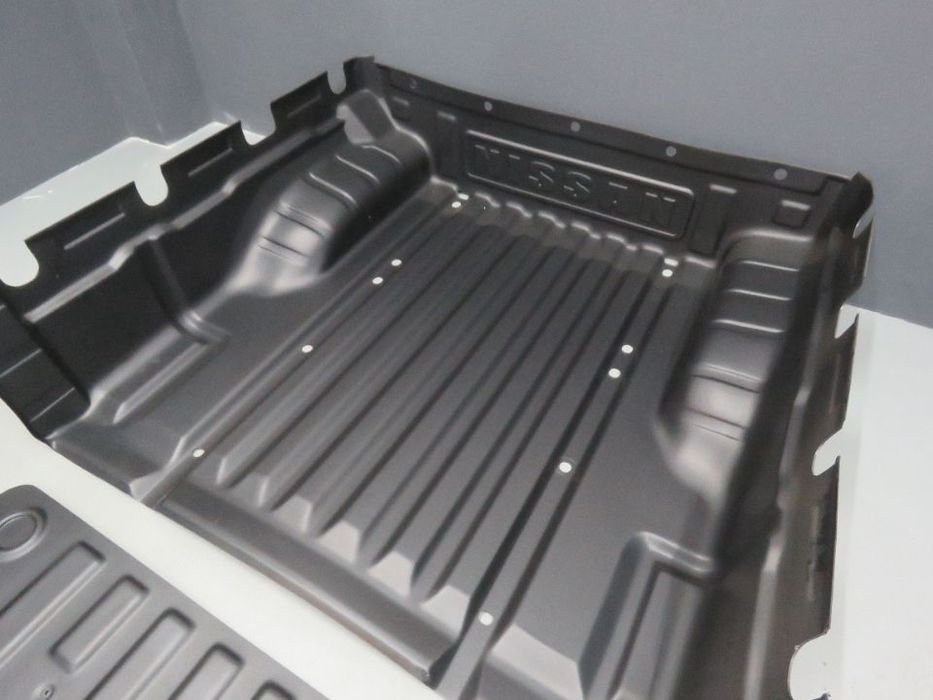 Fundo de caixa Nissan Navara D40 Cabine Dupla Sem Aba com Channel