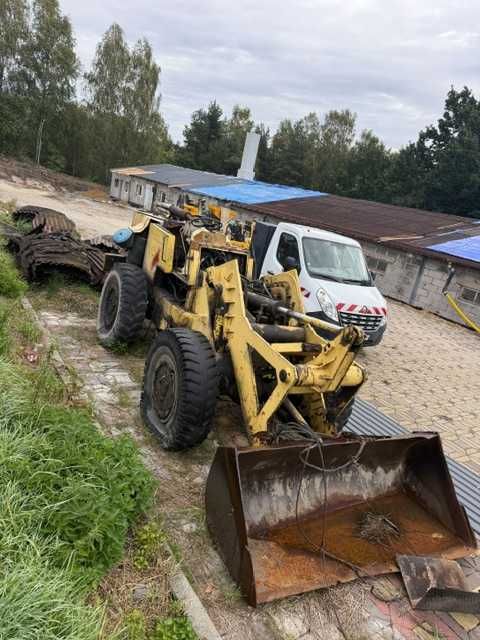 ładowarka Fadroma Ł-200 / L200 w stanie uszkodzonym