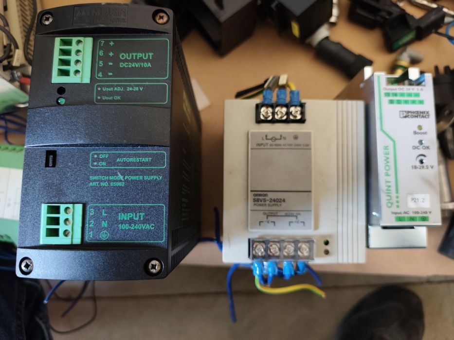 Сервопривід  Omron R7D-AP04H