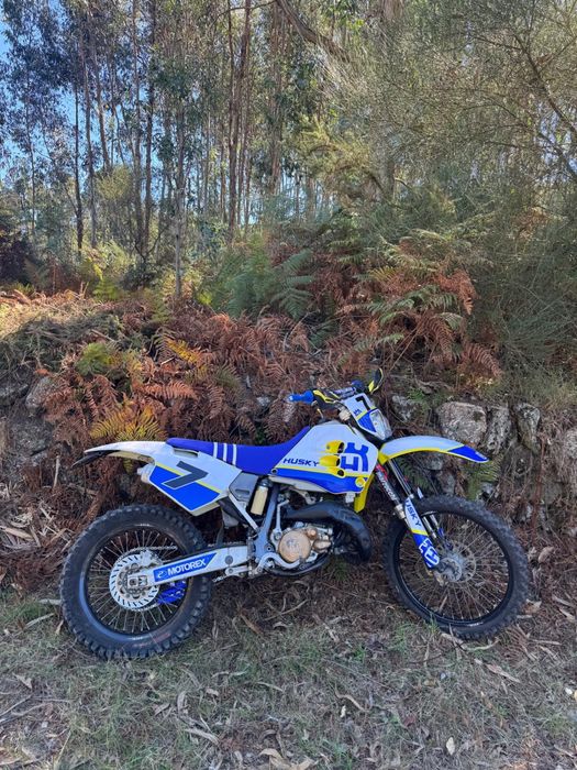 Husqvarna WR 125 11kw matriculada carta A1