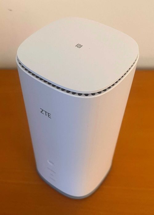 Router 5G ZTE MC8020  LTE do 5,4 Gb/s na kartę sim