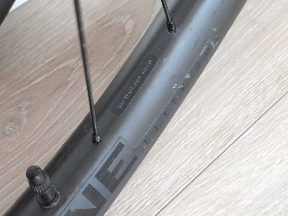 Koła Bontrager Line ELITE 30 carbon 29" boost
