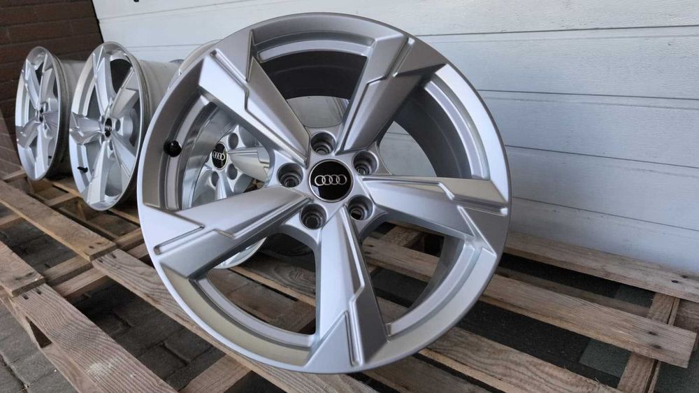 Felgi aluminiowe 18" 5x112 Audi A6 C9 A6 C8 A6 C7 A4 B9 Q5 VW Skoda (OL808F)