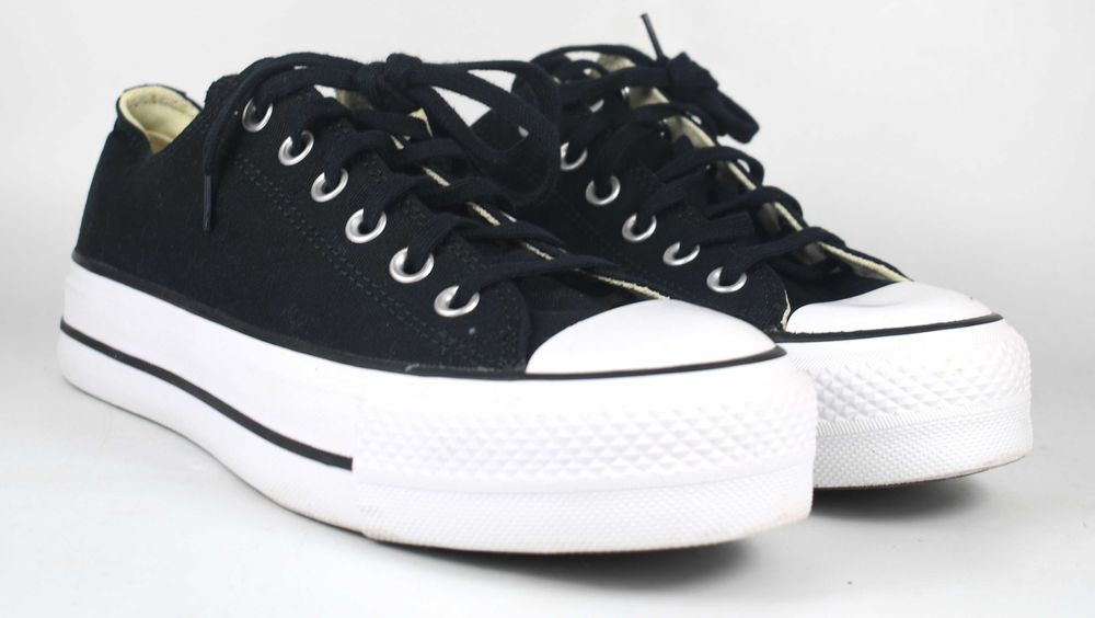 Używane trampki Converse Chuck Taylor All Star Lift 560250C roz. 40
