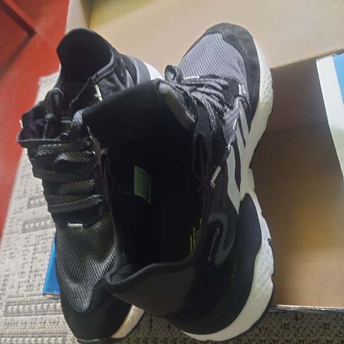 кросівки adidas size 41 устілка 26,5 см