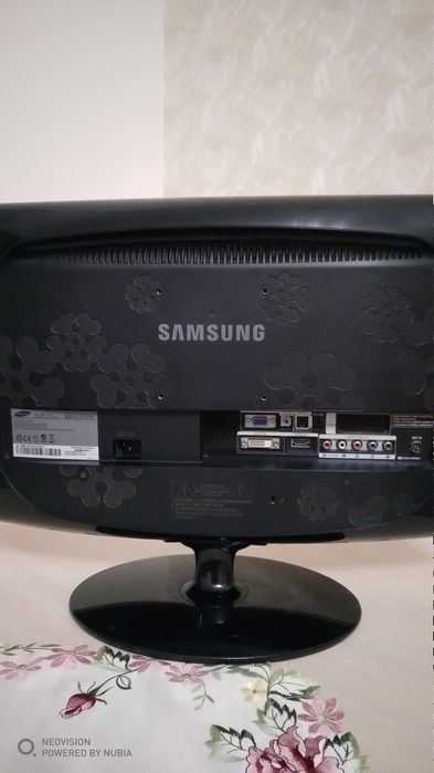 Монітор/тв Samsung 2333HD