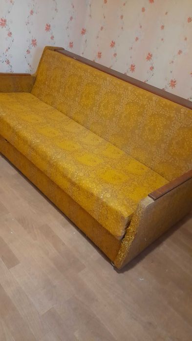 Дивани різні кровать