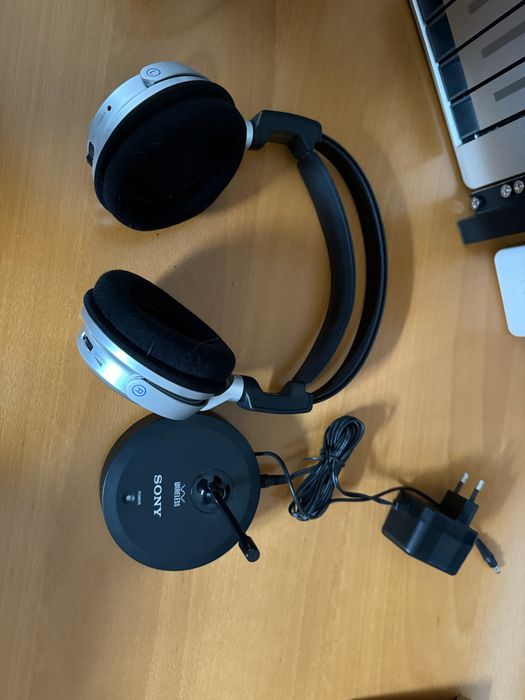 Auscultadores Wifi Sony MDR RF800R