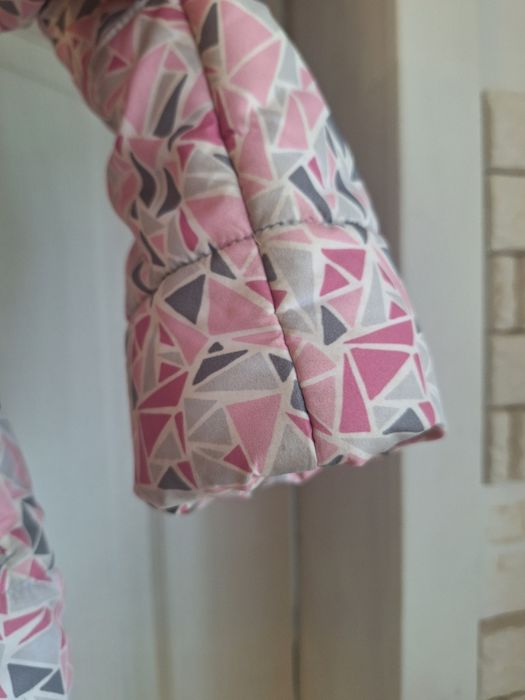 Дуже тепла зимова курточка Bembi на дівчинку 4 років, зріст 110