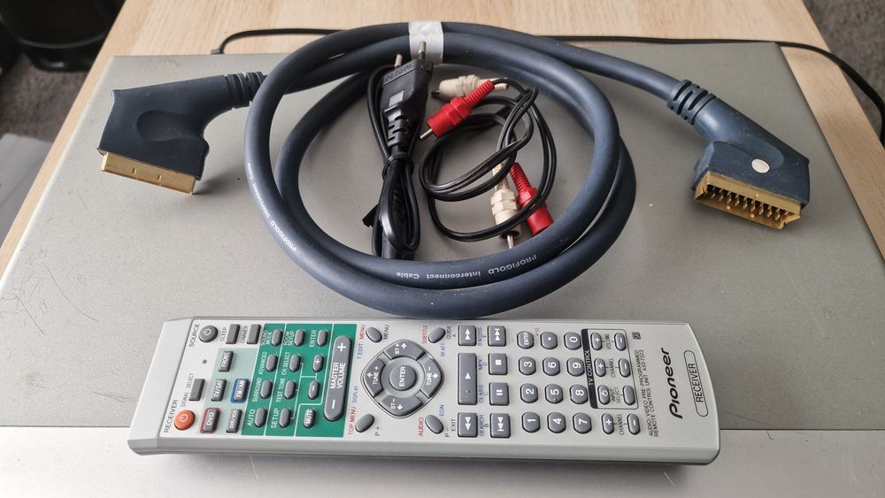 PIONEER DV-565A, DV-470 pilot, kable,  płyty,  sprawne  2 sztuki