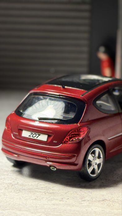 Peugeot 207 1/18 Norev