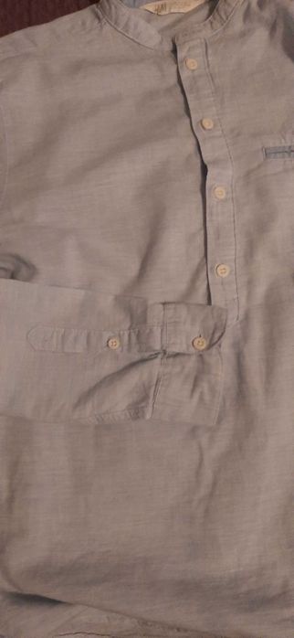 Sprzedam błekitna koszule chlopięca