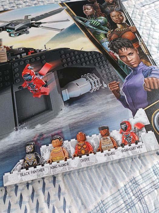 Lego 76214 DESCONTINUADO Black Panther War on Water