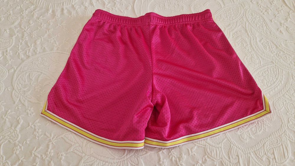 Calções Nike rosa, tamanho L