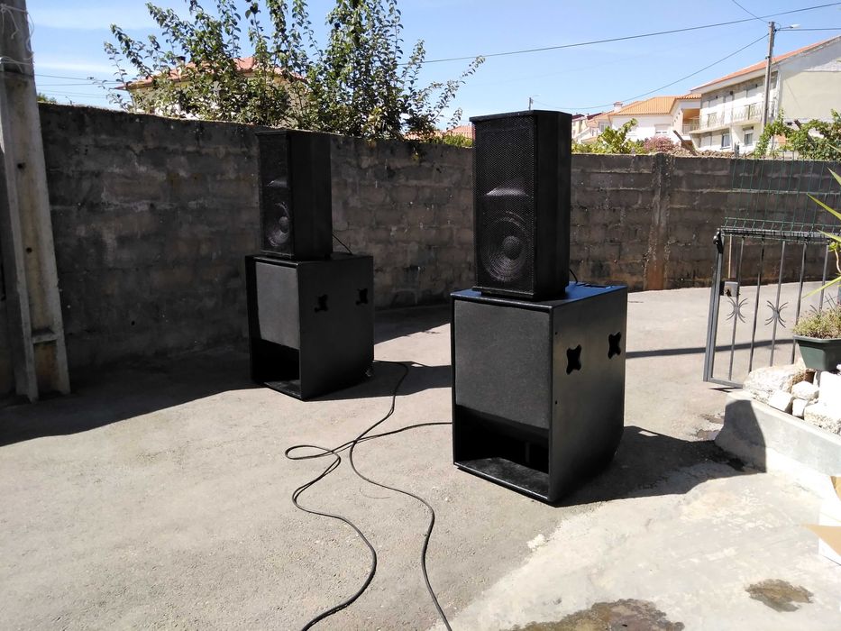 PA com 4600 Watts RMS 20 000 Watts Pico.