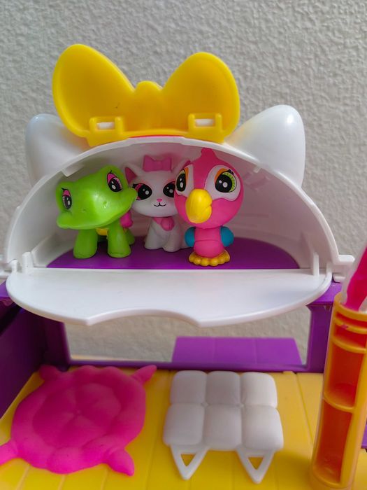 Pinypon Escolinha de Mascotes Famosa com 5 Figuras