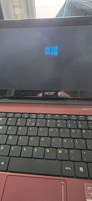 Acer aspire one D-270