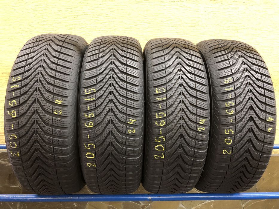 Зимові шини 205/65 R15 VREDESTEIN