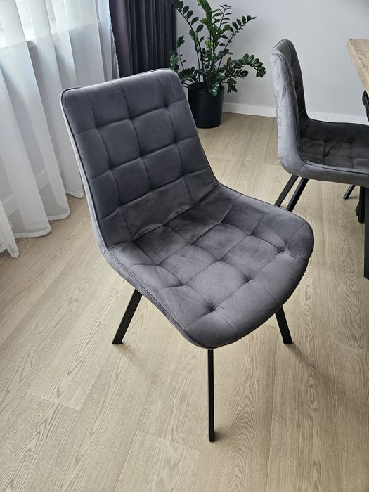 Krzesla 8 tapicerowane szare