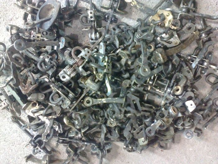 Ограничитель обмежувач дверей Opel Astra Vectra Omega Zafira Insignia