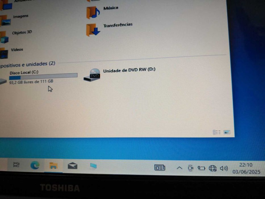 Portátil ToshibaA300-276;dual core;T4200D;15,4";4gb/120gb;ler anuncio