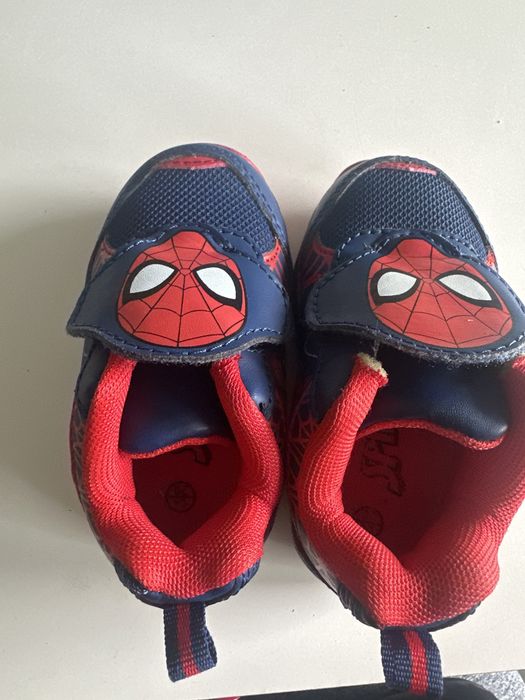 Buty spiderman swiecace roxmiar 20