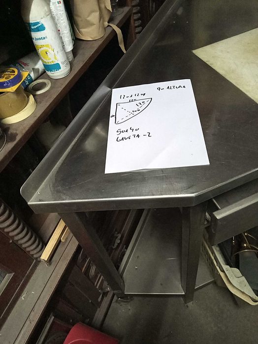 Mesa inox de canto 120x120cm